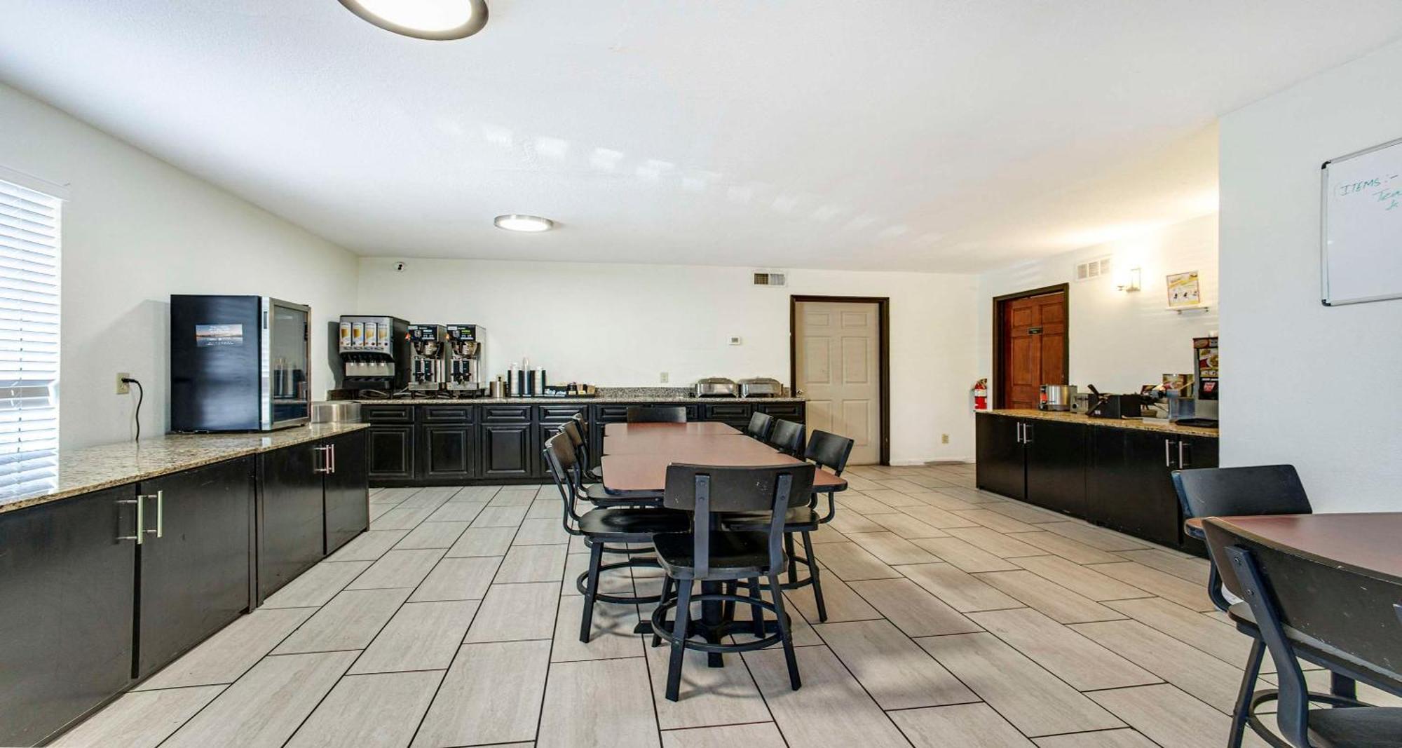 Surestay Plus Hotel By Best Western Sacramento North Экстерьер фото