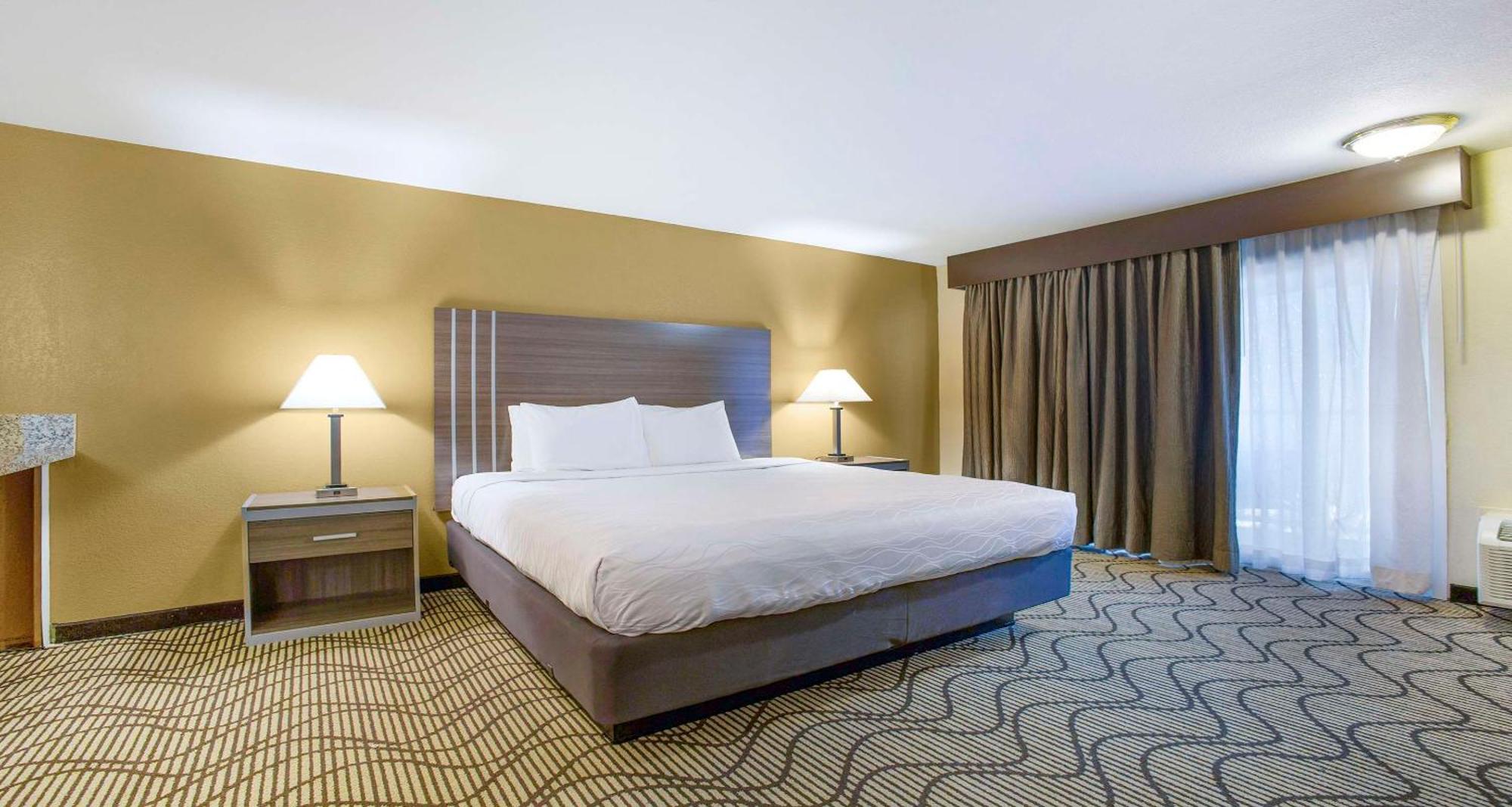 Surestay Plus Hotel By Best Western Sacramento North Экстерьер фото
